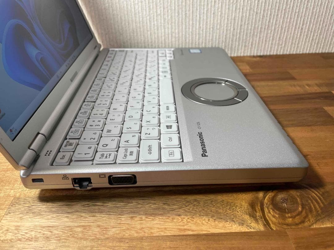 Win11 Office2024 CF-SZ6 メモリ8GB SSD256GB