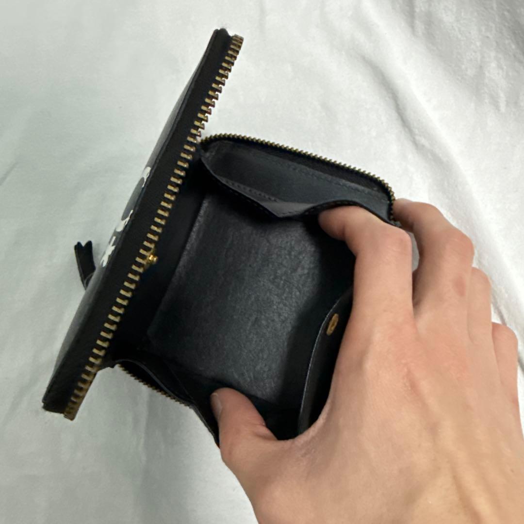 【美品】COMME des GARÇONS ブラック二つ折り財布
