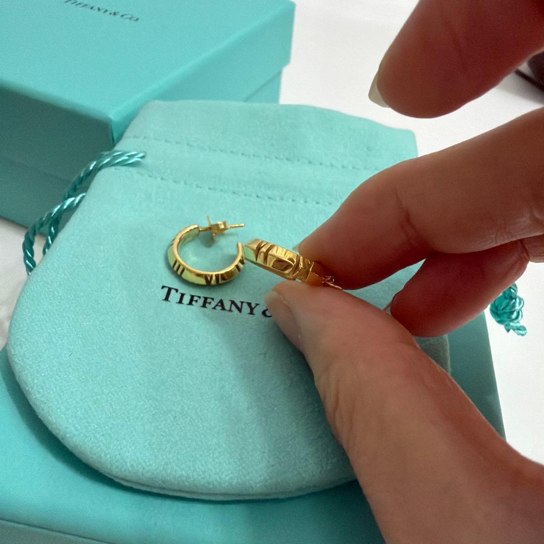 Tiffany & Co. アトラス　ゴールドフープピアス