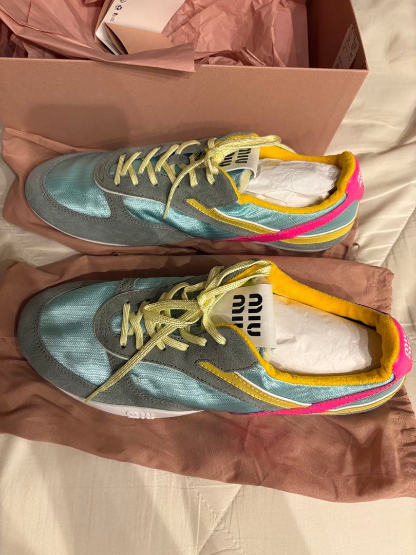 ぴょんす専用！！！miu miu スニーカー メンズサイズ