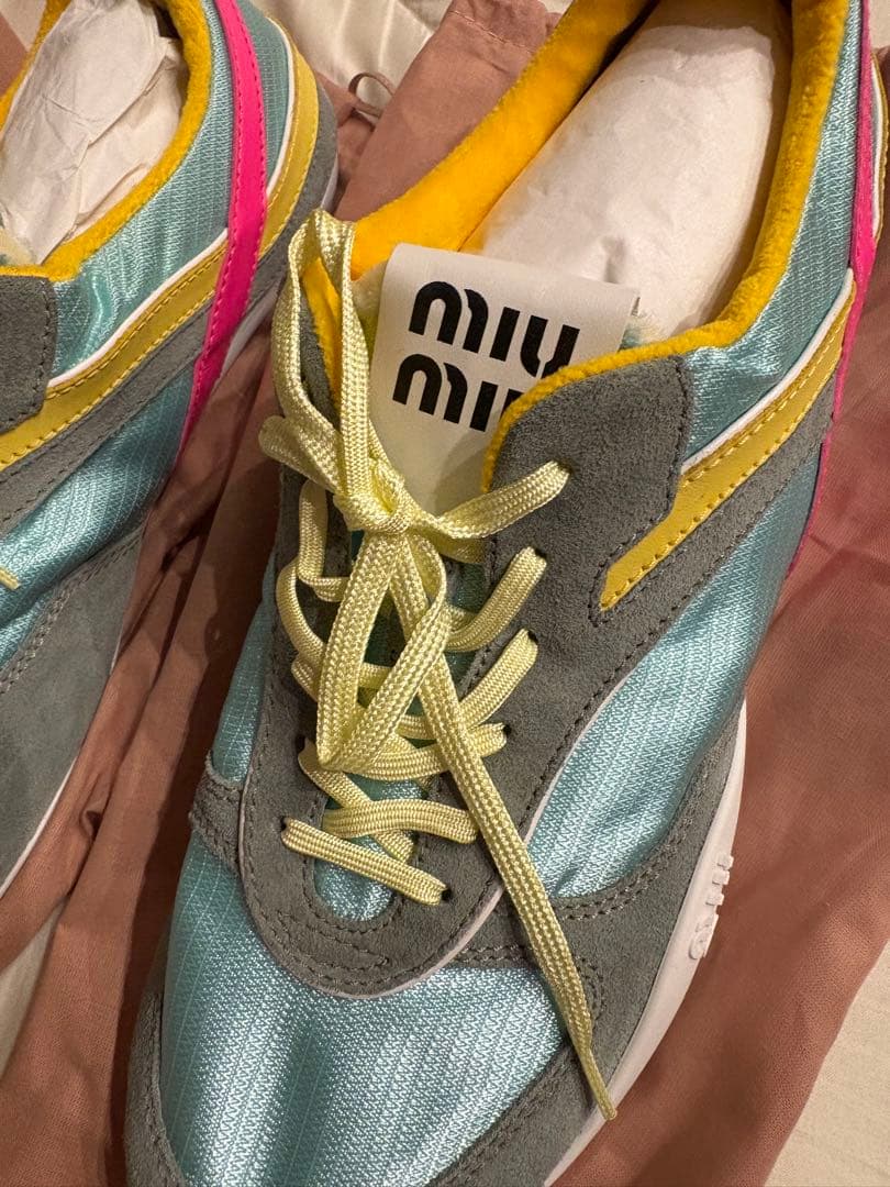 ぴょんす専用！！！miu miu スニーカー メンズサイズ