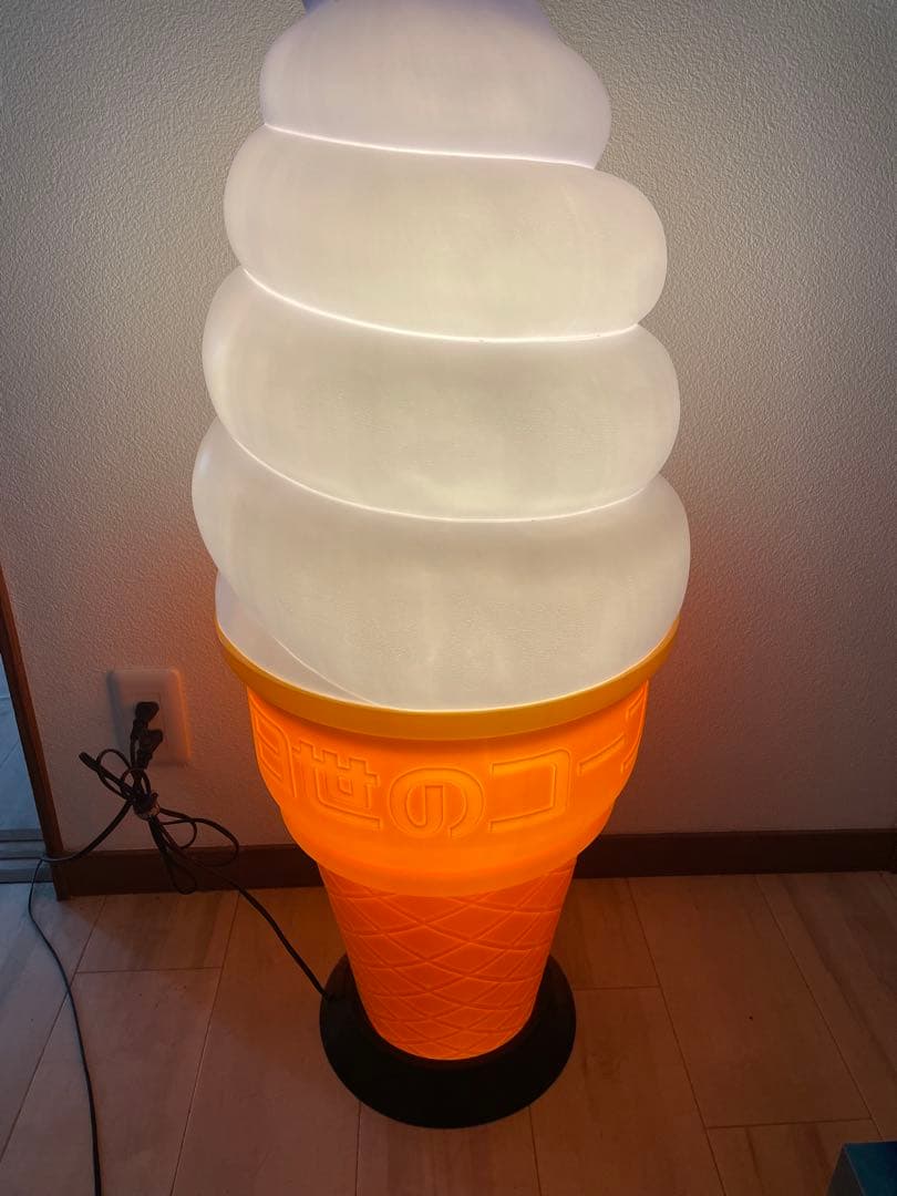 日世 ソフトクリーム看板 電飾 販促 ライト 電気 置物 行燈
