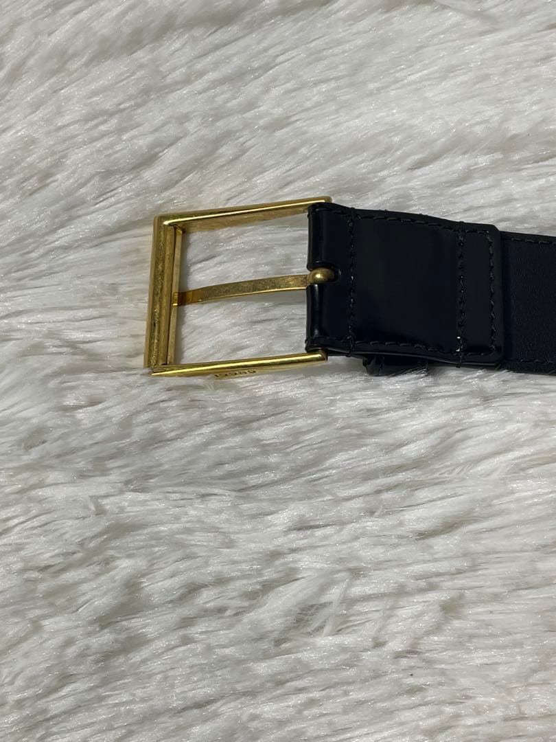 GUCCI グッチ レザーベルト 本革　ブラック ゴールドバックル