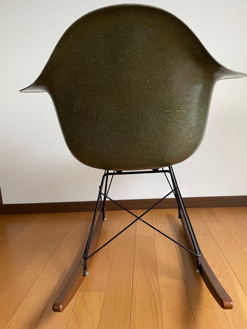 Eames arm shell chair イームズ　アームシェルチェア