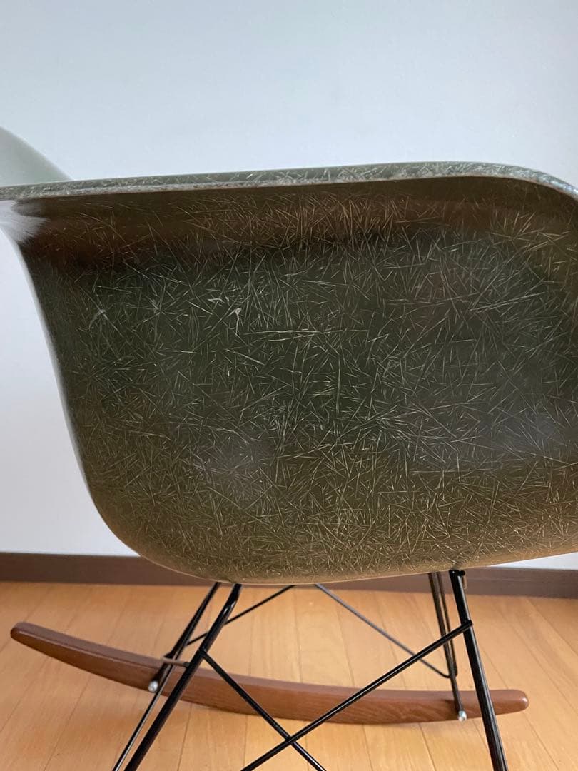 Eames arm shell chair イームズ　アームシェルチェア
