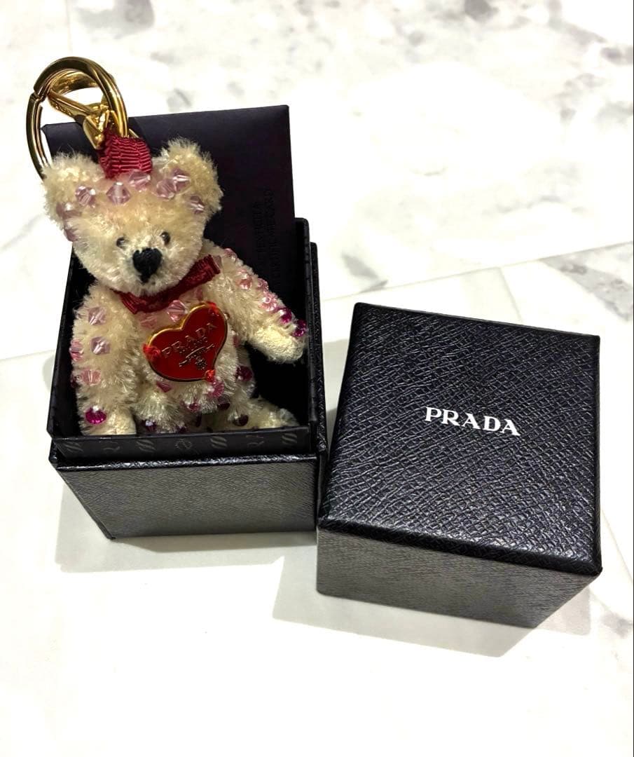 PRADA テディベア　キーホルダー アイボリー　キーリング　希少