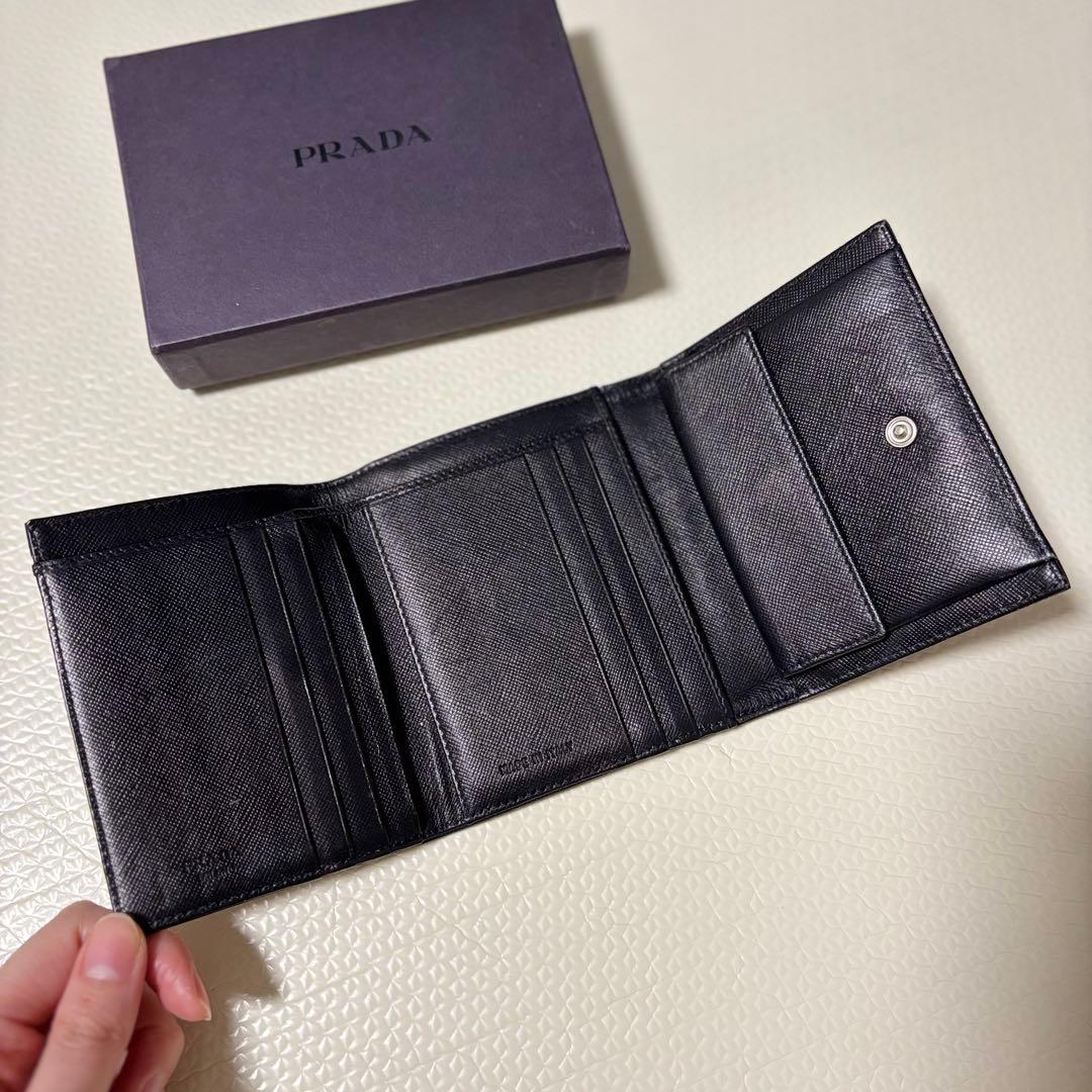 PRADA プラダ 三つ折財布 ブラック 黒 ナイロン トライアングル