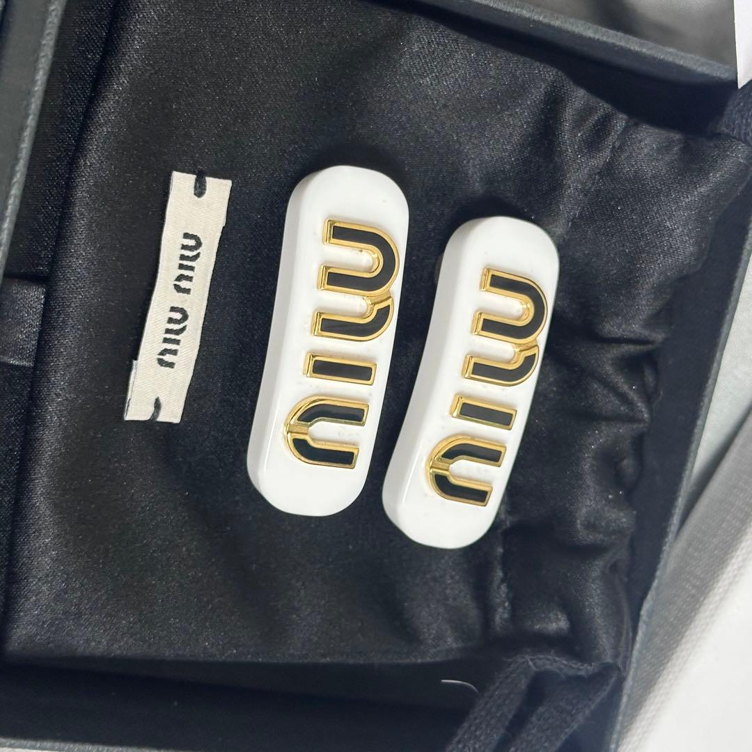 miu miu ヘアピン