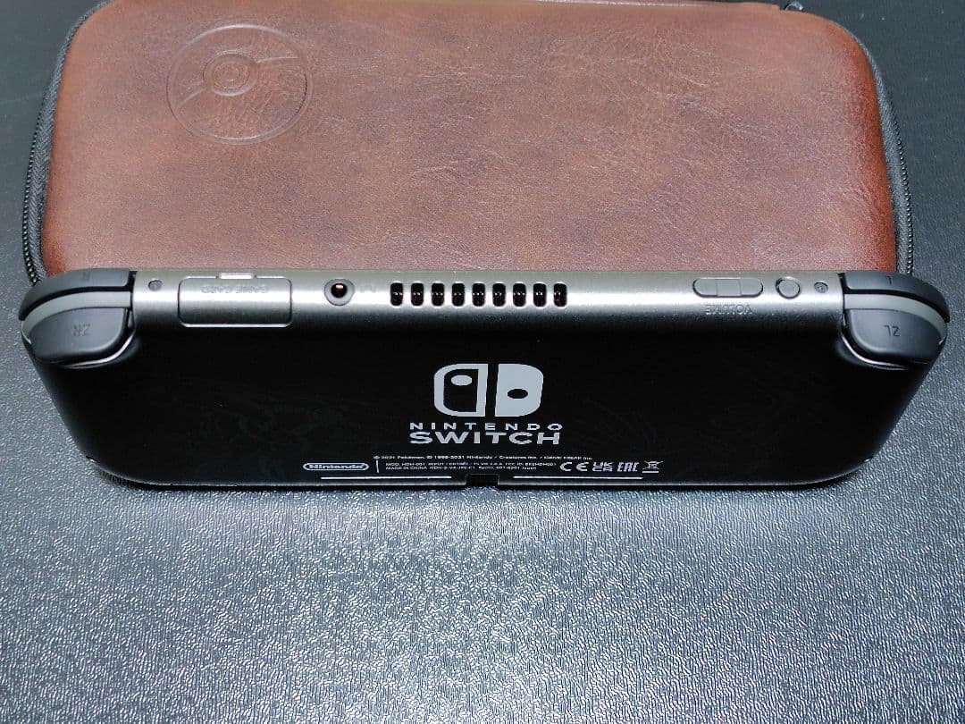[美品] Nintendo Switch Lite ＋ キャリングケース＋カバー