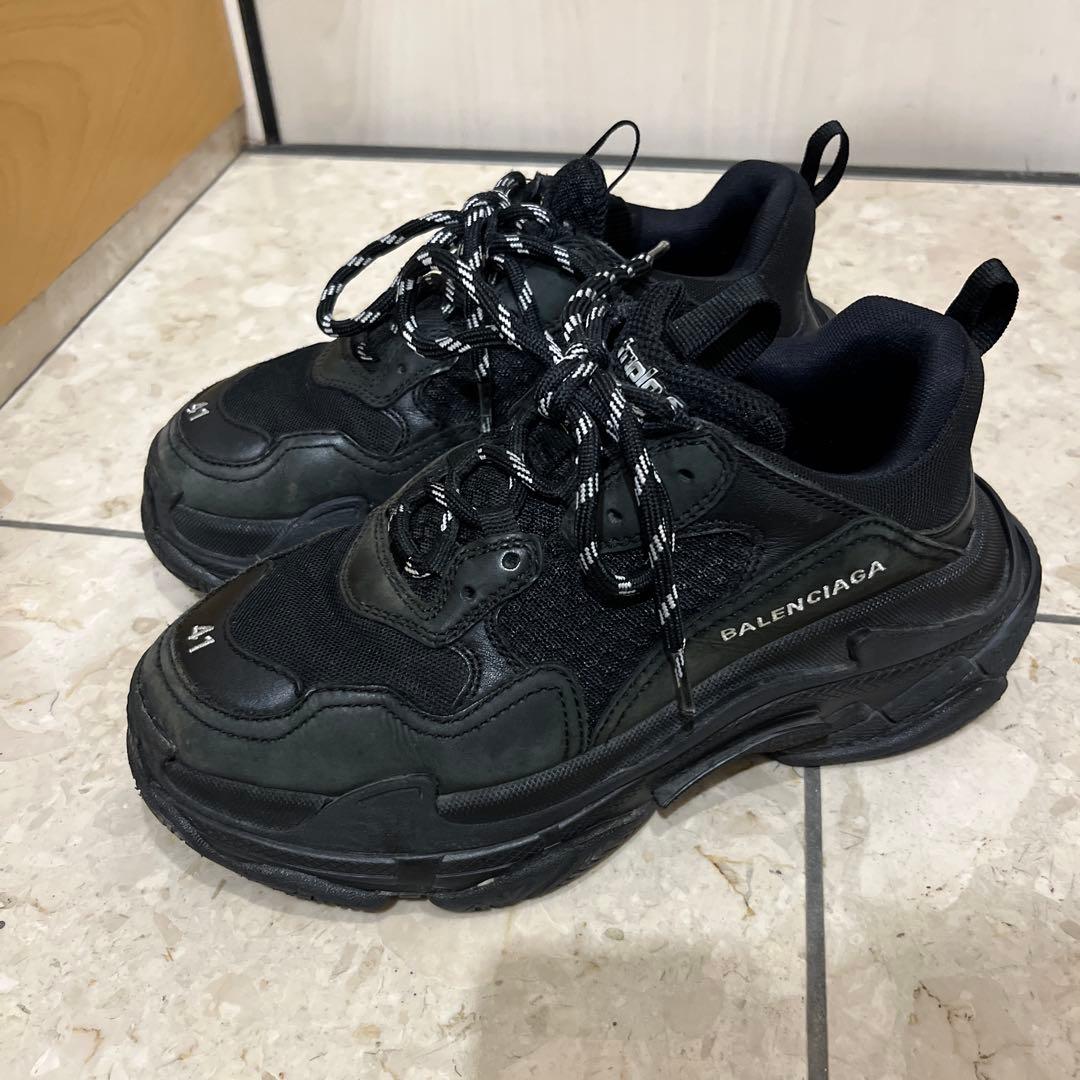 BALENCIAGA トリプルエス