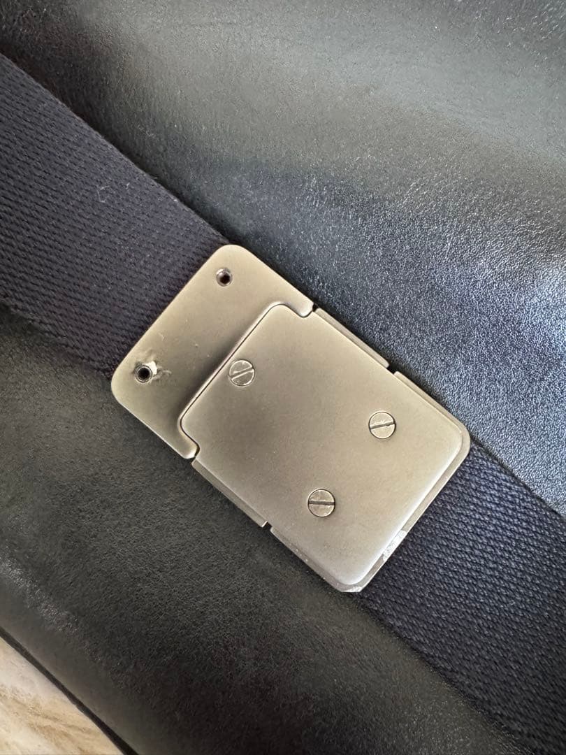 Bottega Veneta/ボッテガヴェネタ/ブラック/レザーボディバッグ