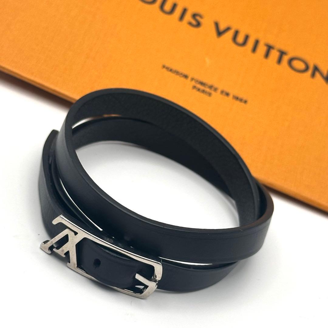 LOUIS VUITTON ブラスレ ネオグラム 2連 シルバー金具
