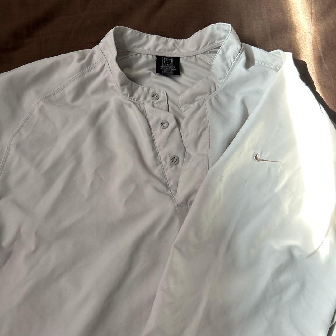 Nike ACG ホワイト ハーフネック ウォームアップウェア