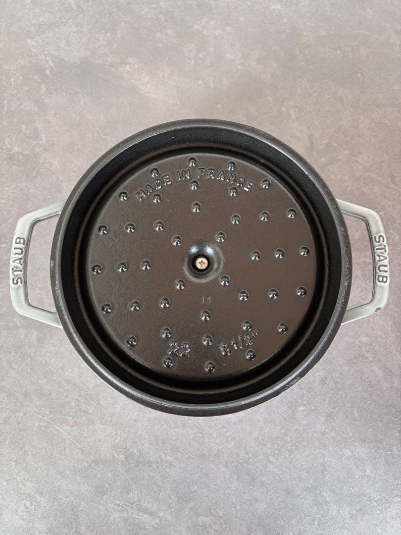 STAUB ストウブ ピコ・ココット 22cm箱付き