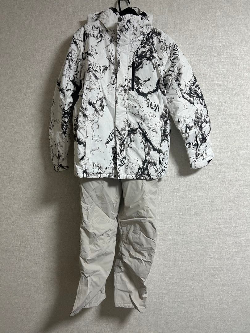 スノーボードウェアセット ホワイト/ブラック