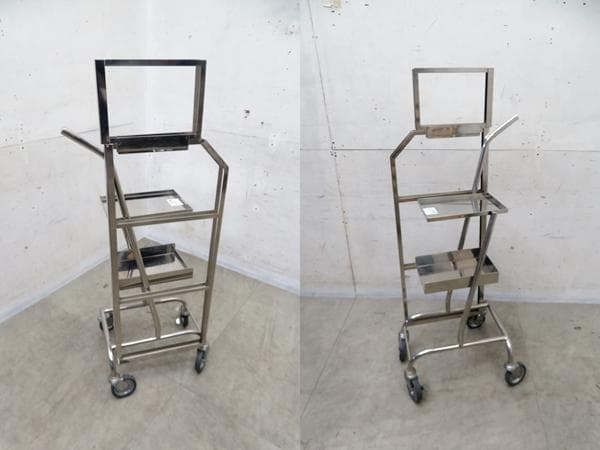 美品■ステンレスワゴン■縦型■業務用■インダストリアル■キャスター付■医療用