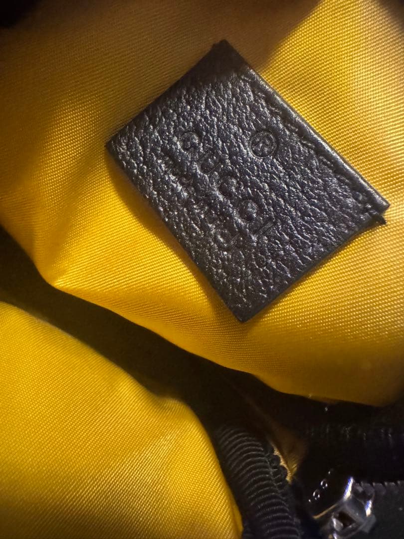 GUCCI オフザグリッドケ－ス　marron専用
