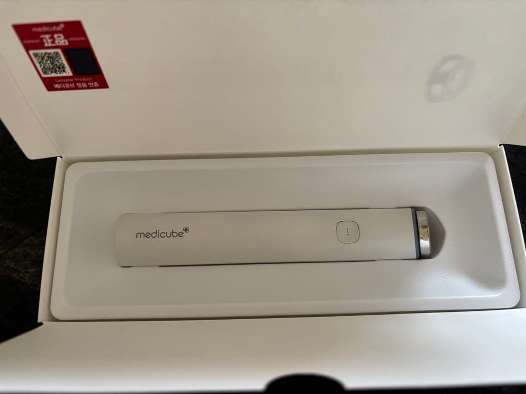 新品未使用　medicube AGE-R ブースタープロミニ　美顔器　韓国