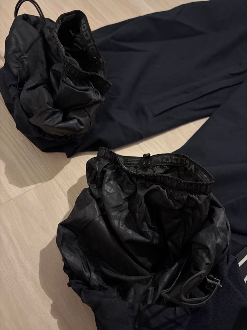 VOLCOM DUST BOX スノーボードパンツ 黒/ボルコム/ダストボックス