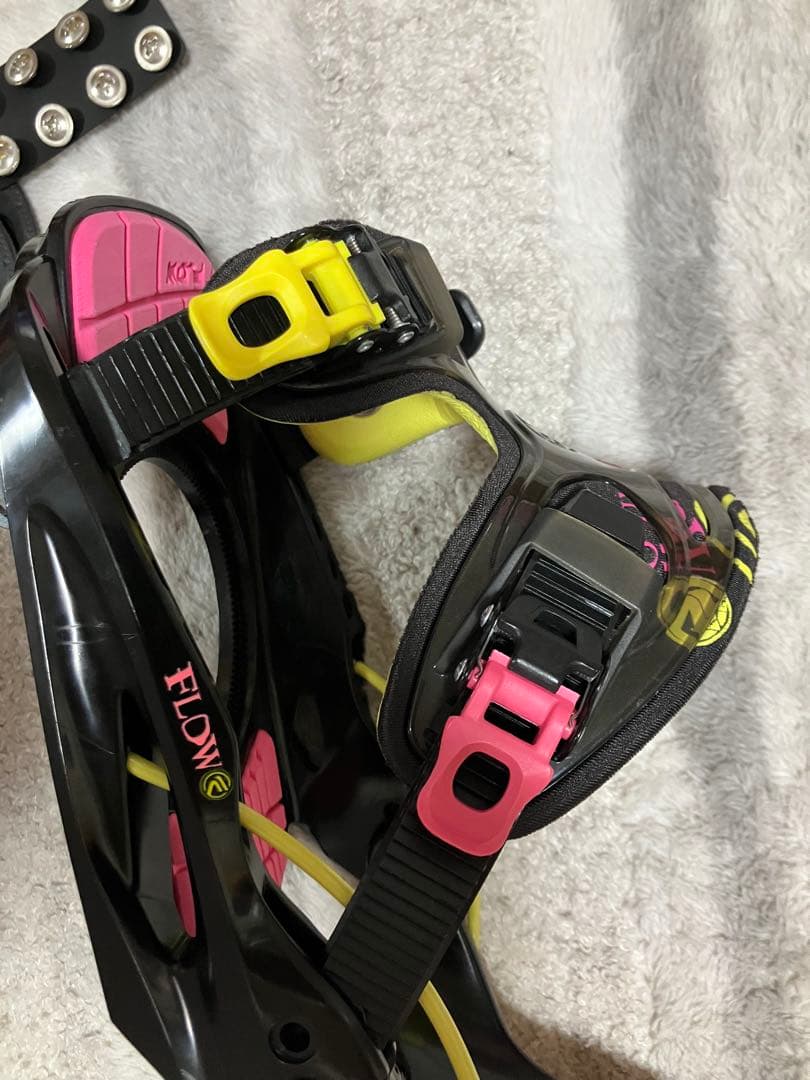 Flowビンディング　リアエントリーHaylo Black Neon　М