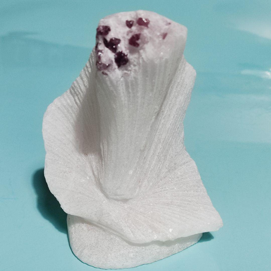 パワーストーン　天然石　大理石中のスピネル　原石　250g　No.30