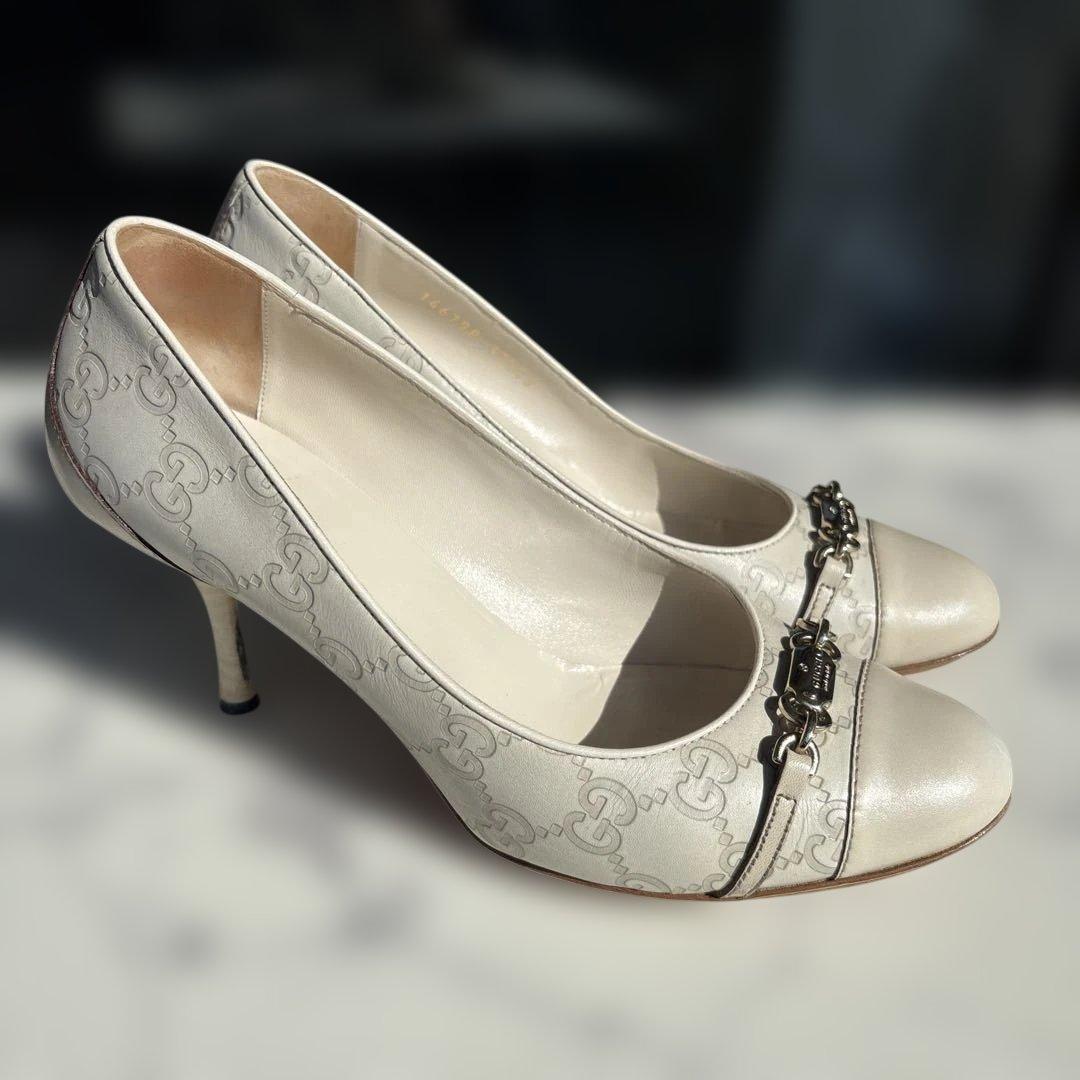 GUCCI シマレザー　ＧＧロゴ　パンプス　シューズ　ヒール　グッチ　スニーカー