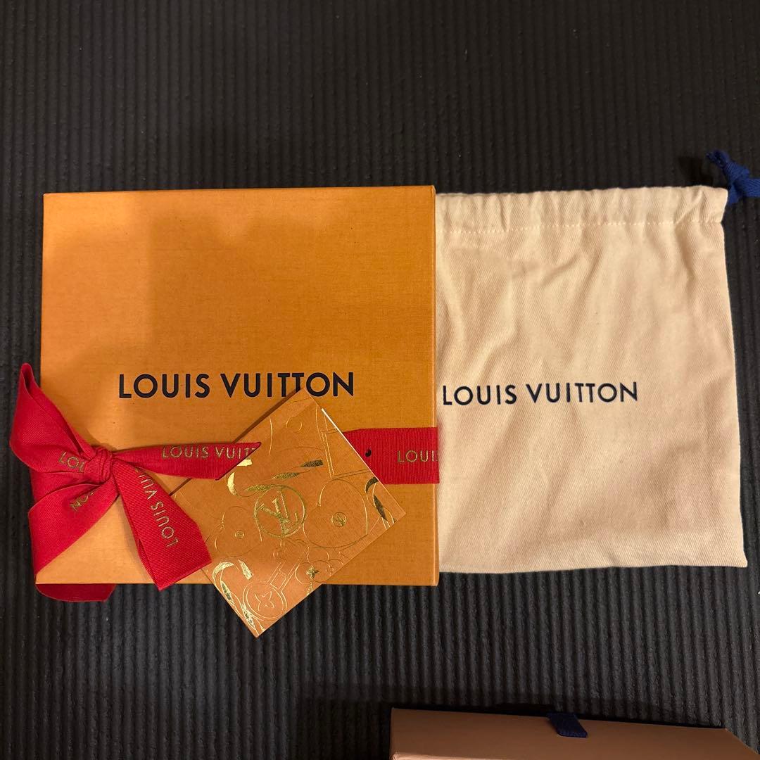 ま*ろ様 LOUIS VUITTON M8202Q ベルト・ポンヌフ 35MM