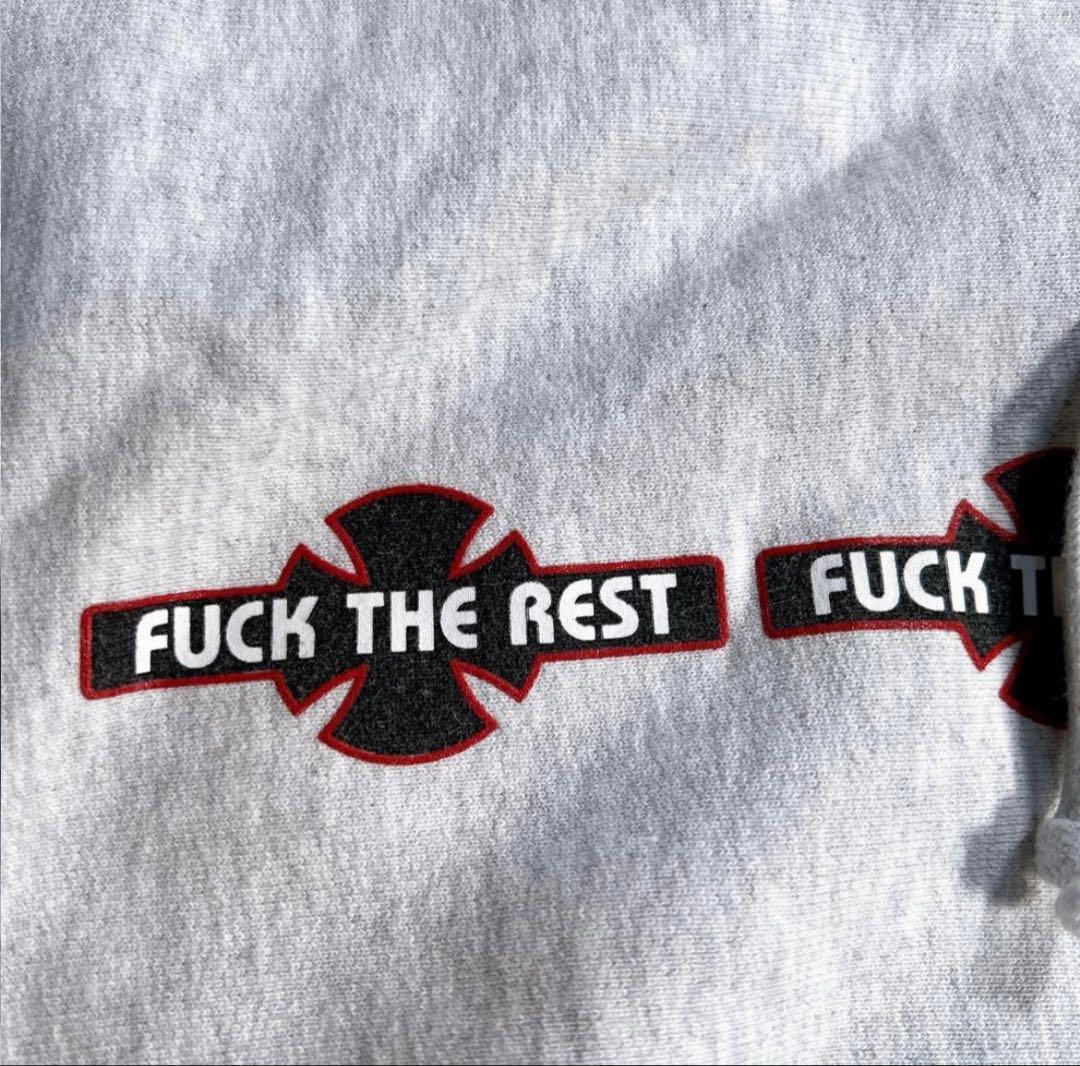 ク*オ様 Supreme × Independent FUCK THE REST
