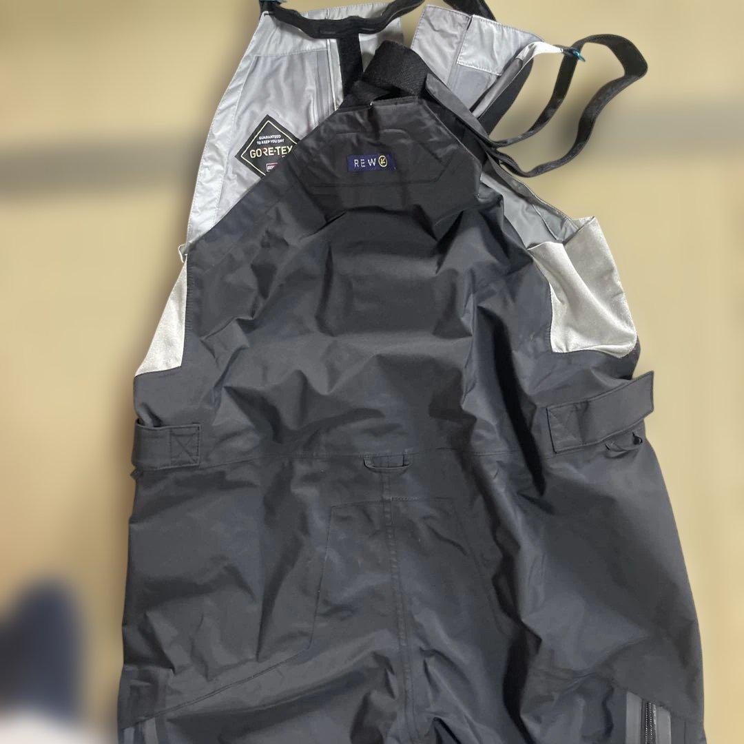REW 22-23 スノーボードウェア　上下セット