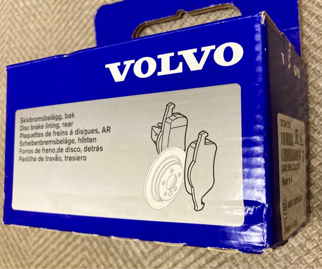 VOLVO純正ブレーキパッド 前•後 セット30793618•31341331