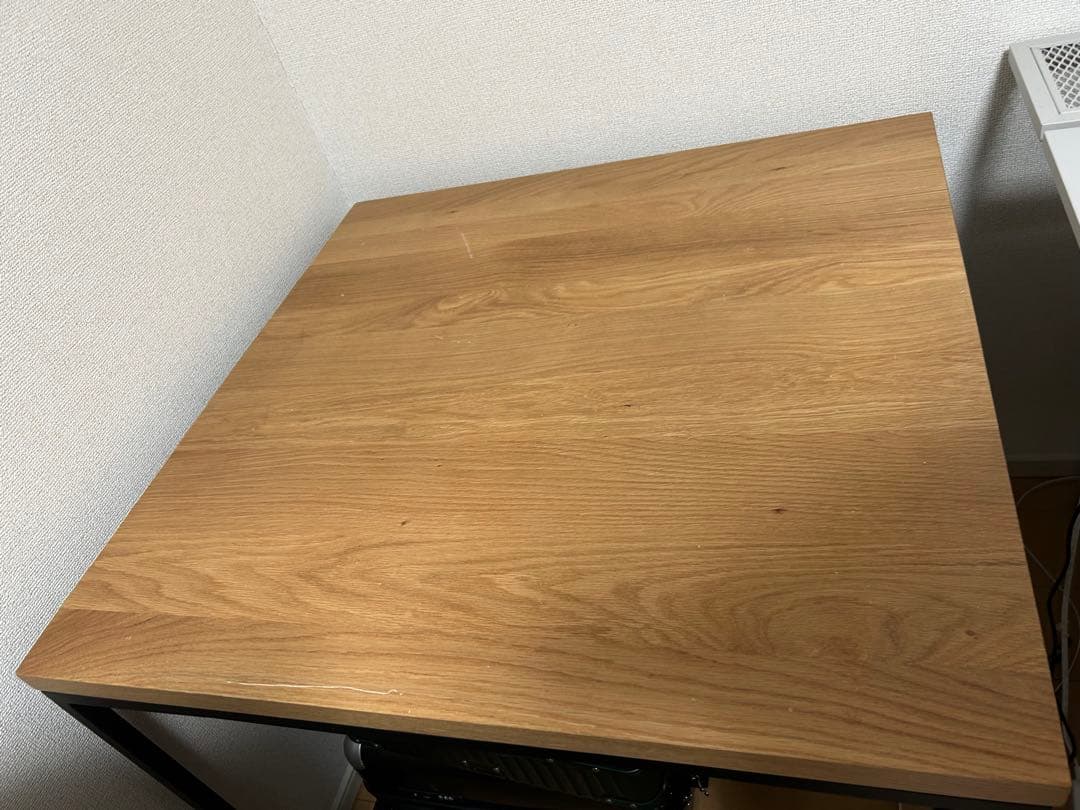 リセノ　ダイニングテーブル