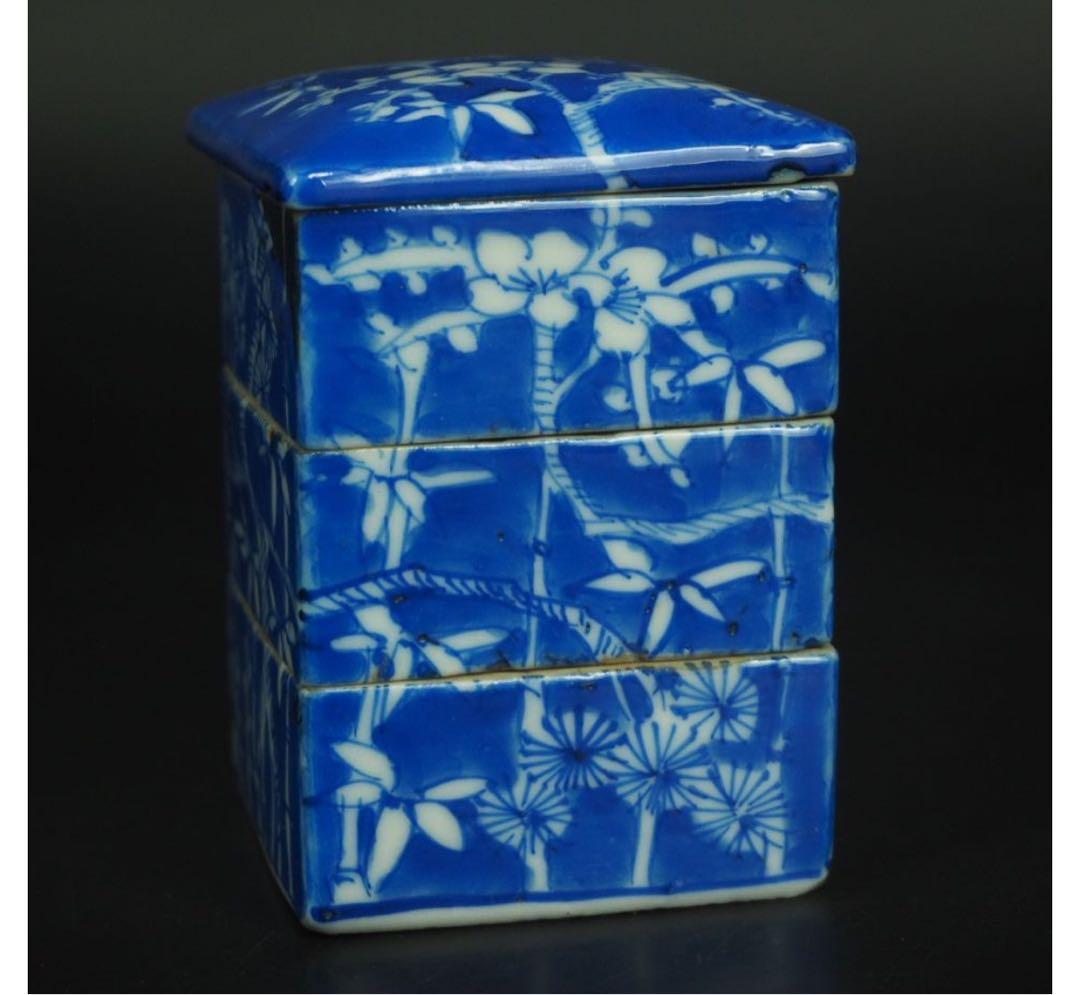 送料無料　江戸中期 　青華松竹梅図三重箱　ｈ９×６×6ｃｍ　★大珍品★