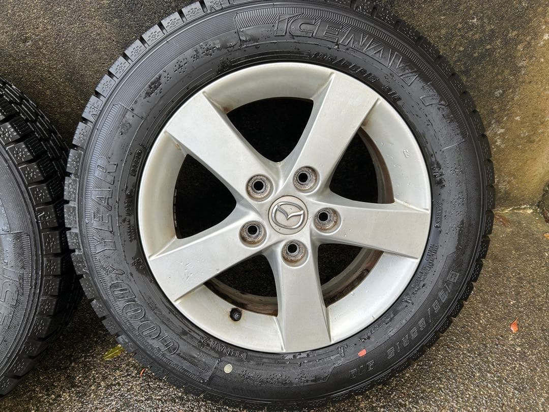 送料込み スタッドレス195/65/R15 GOODYEAR 2022年製