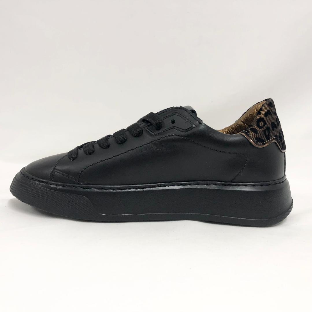 ○★新品未使用　PHILIPPE MODEL　TEMPLE　ブラック　23cm