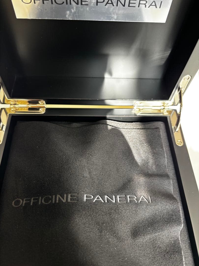 超美品！OFFICINE PANERAI ツールセット 木製ケース時計ベルト付き