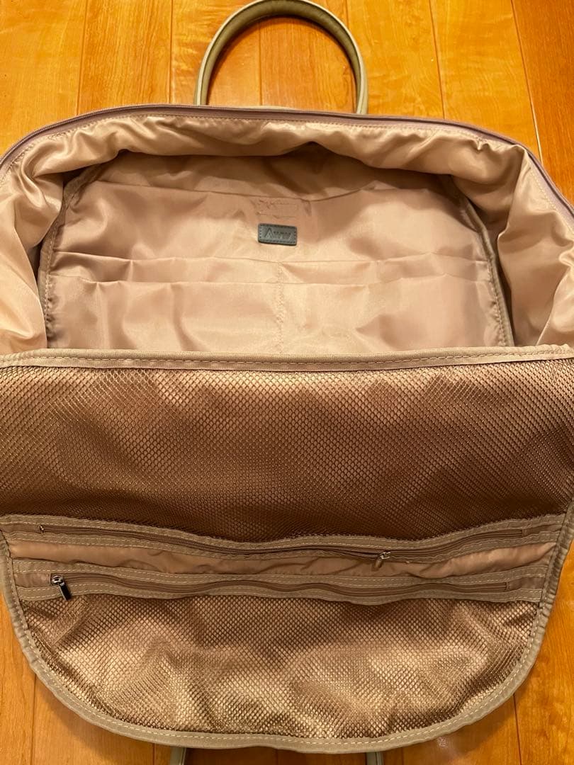 Aww サボテンヴィーガンレザーデイリーボストンバッグ (30L)