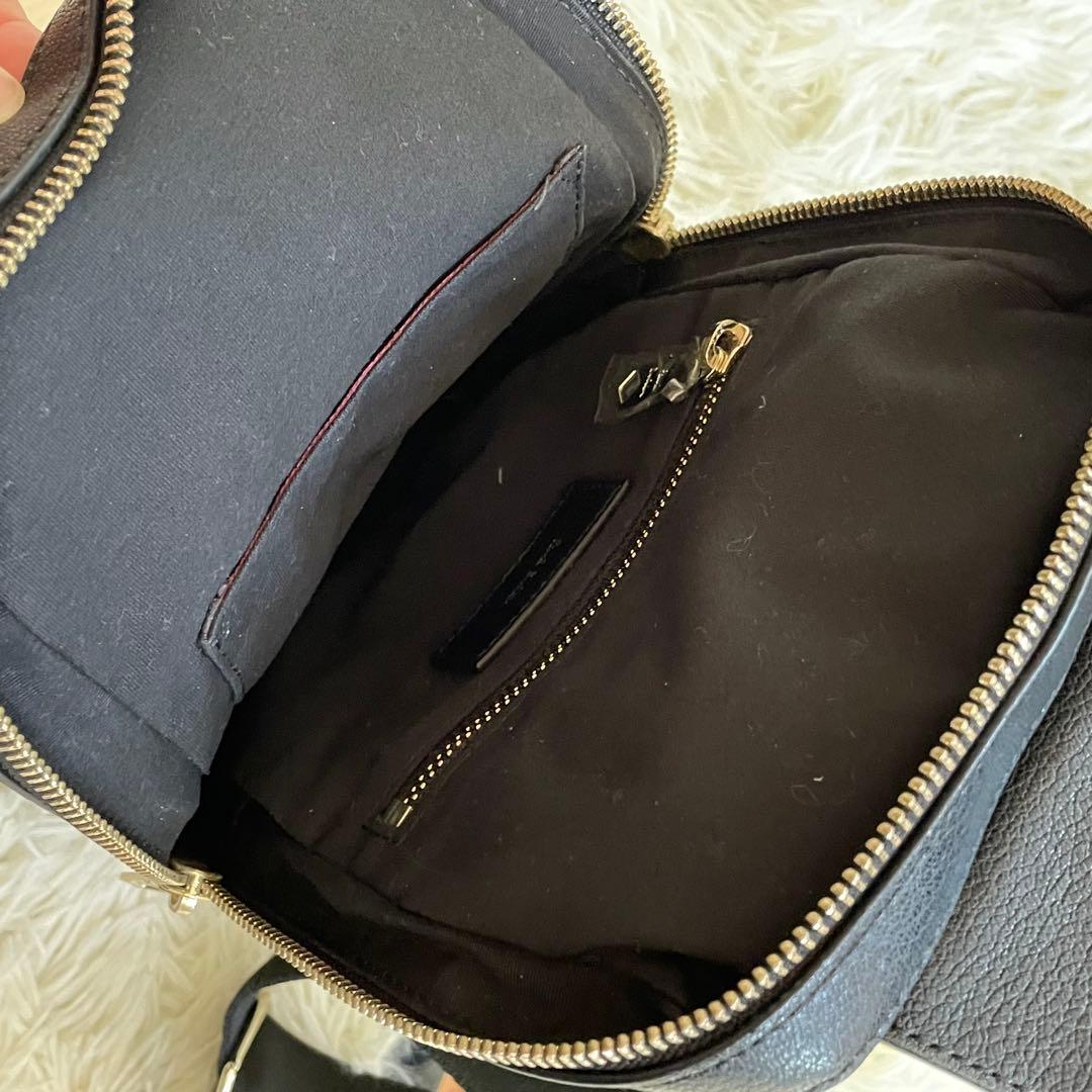 Paul Smith ポールスミス ボディバッグ ショルダー マルチストライプ