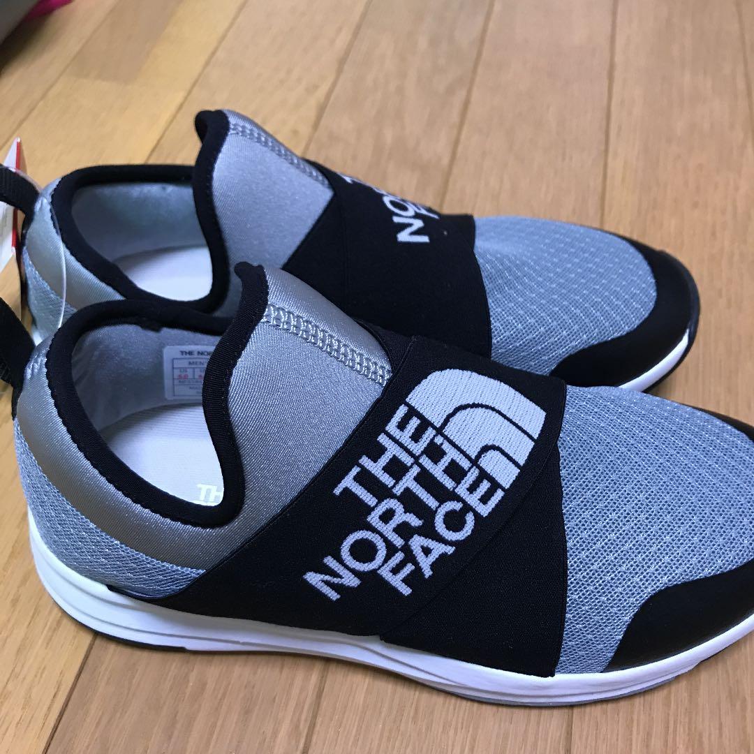 THE NORTH FACE スニーカー Traverse Low III G…