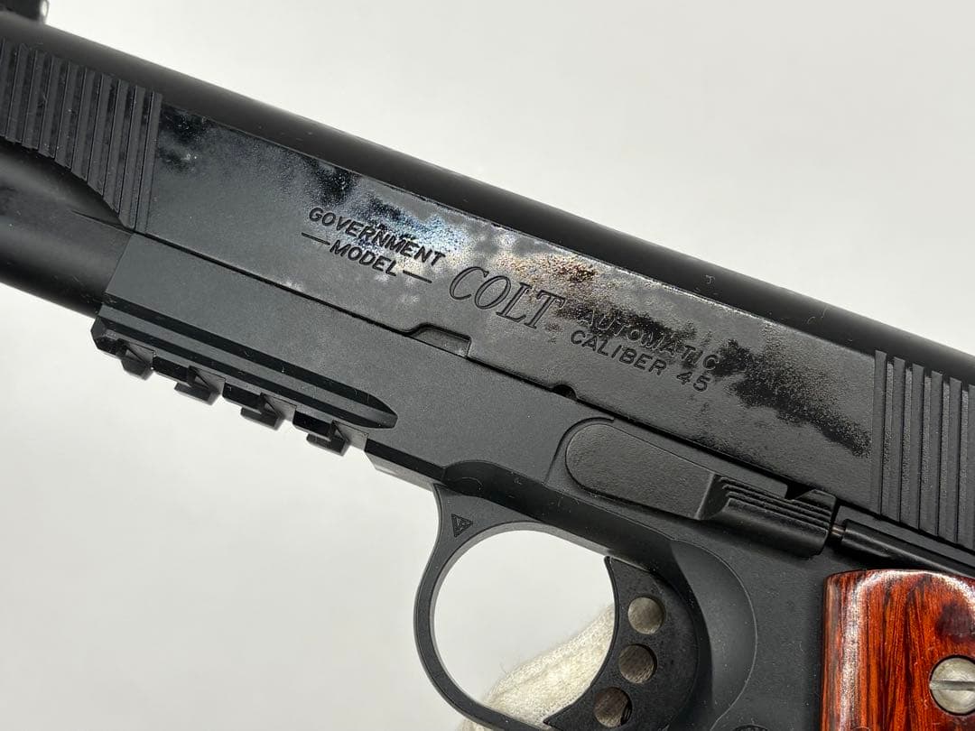 美品　WA コルトレールガン　ブラック　グリップ実銃用バックマイヤーに交換
