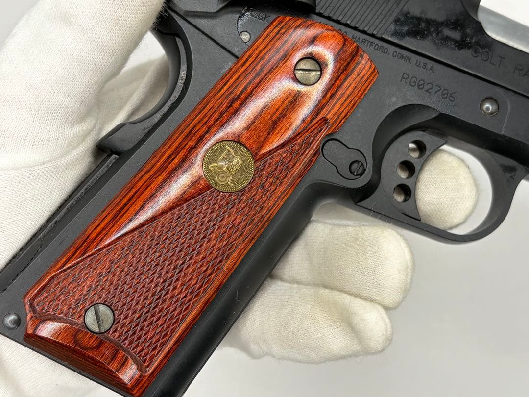 美品　WA コルトレールガン　ブラック　グリップ実銃用バックマイヤーに交換