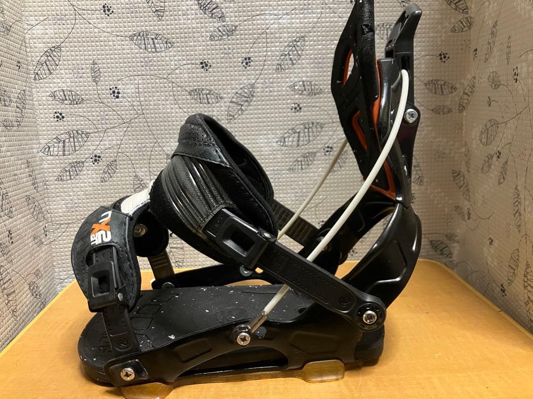 ラスト。Flow NX2-at ビンディング Lサイズ　オレンジ