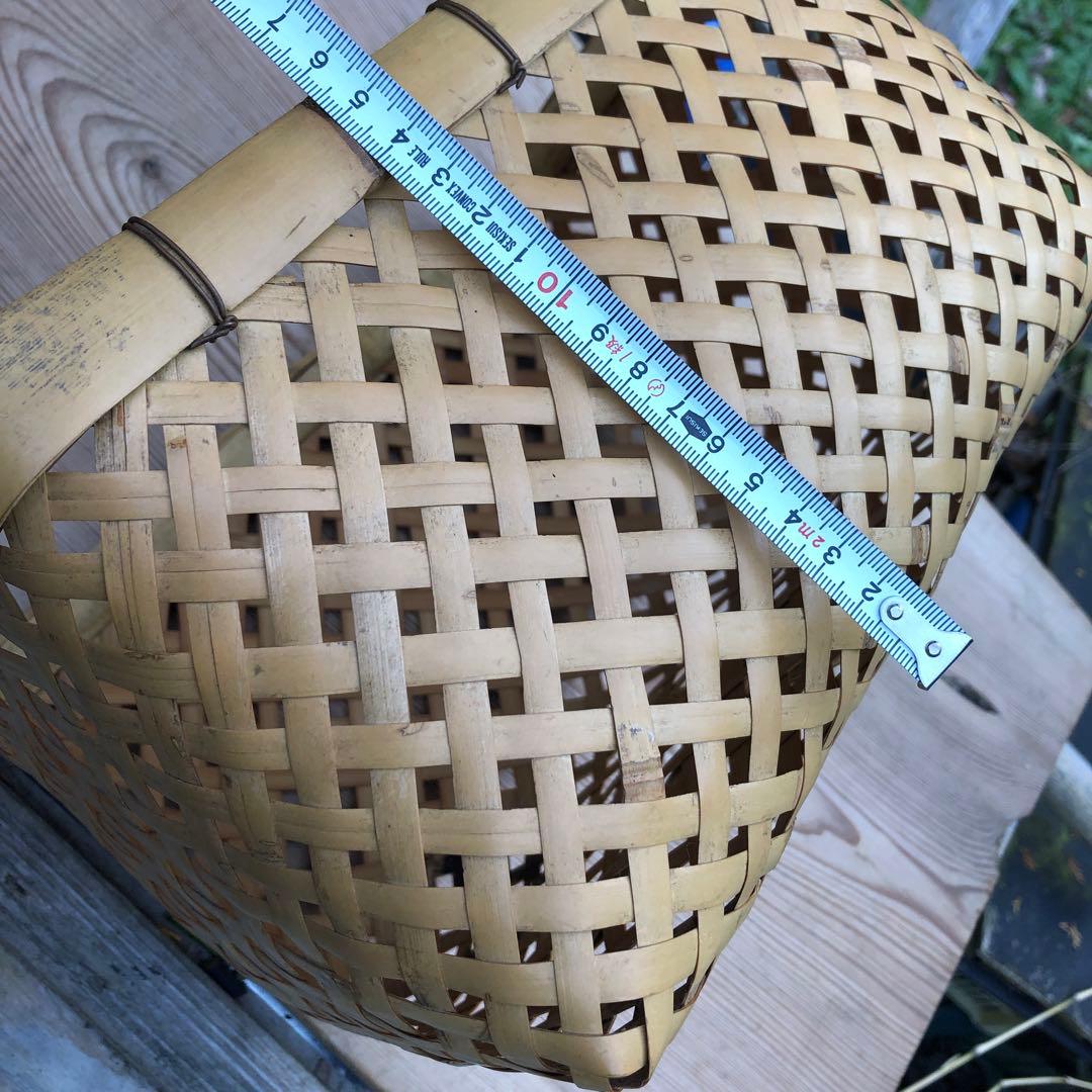 竹籠　容器　工芸品