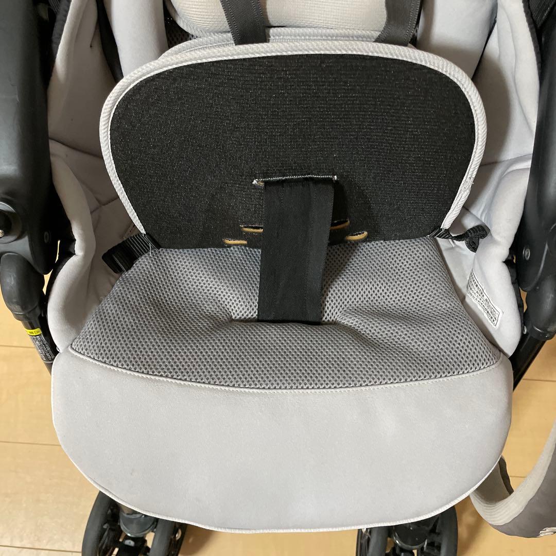 コンビ ベビーカー　スゴカルα 4キャス エッグショックHTヘリボーン