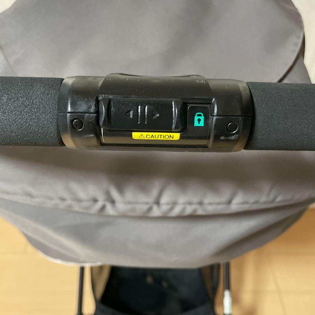 コンビ ベビーカー　スゴカルα 4キャス エッグショックHTヘリボーン