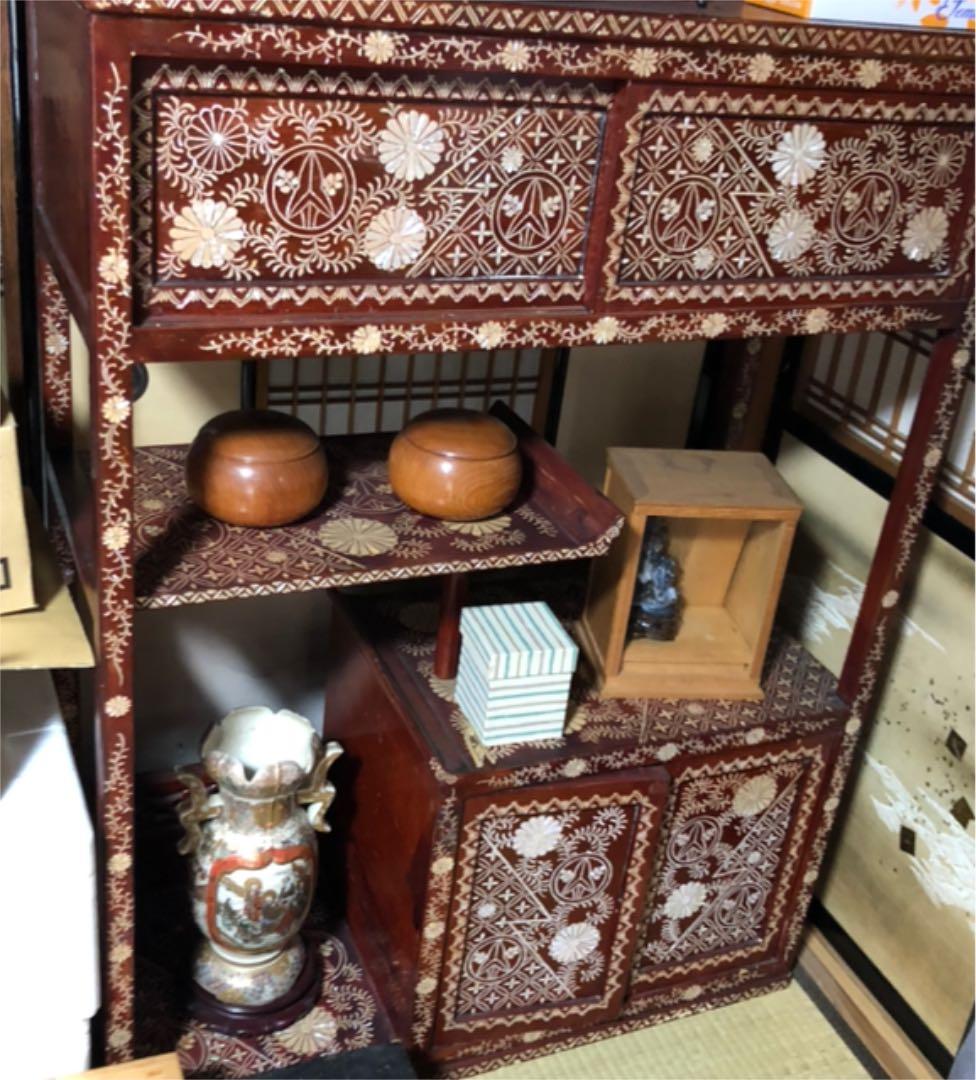 山内家　家紋　螺鈿箪笥