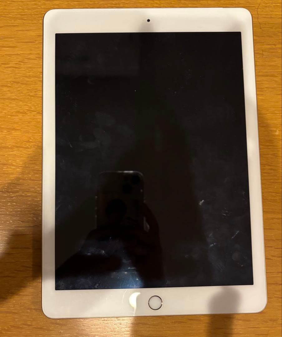 ★꒰ᐡ֊ ‧̫ ֊ᐡ꒱♡ ★iPad第5世代 128GB