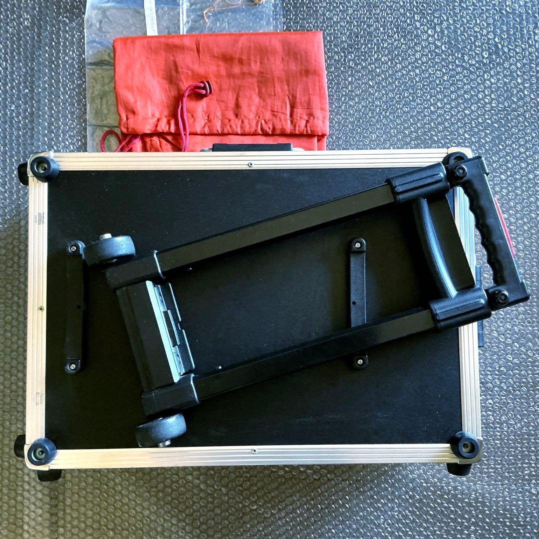 美品 CHALLENGER キャリートランク スーツケース チャレンジャー 小物