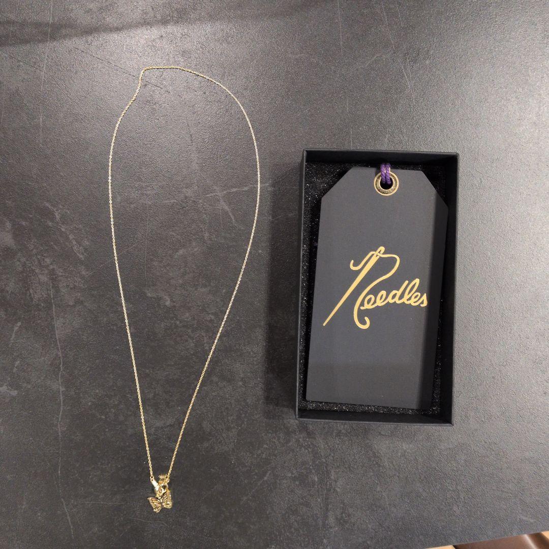 Needles パピヨンネックレス
