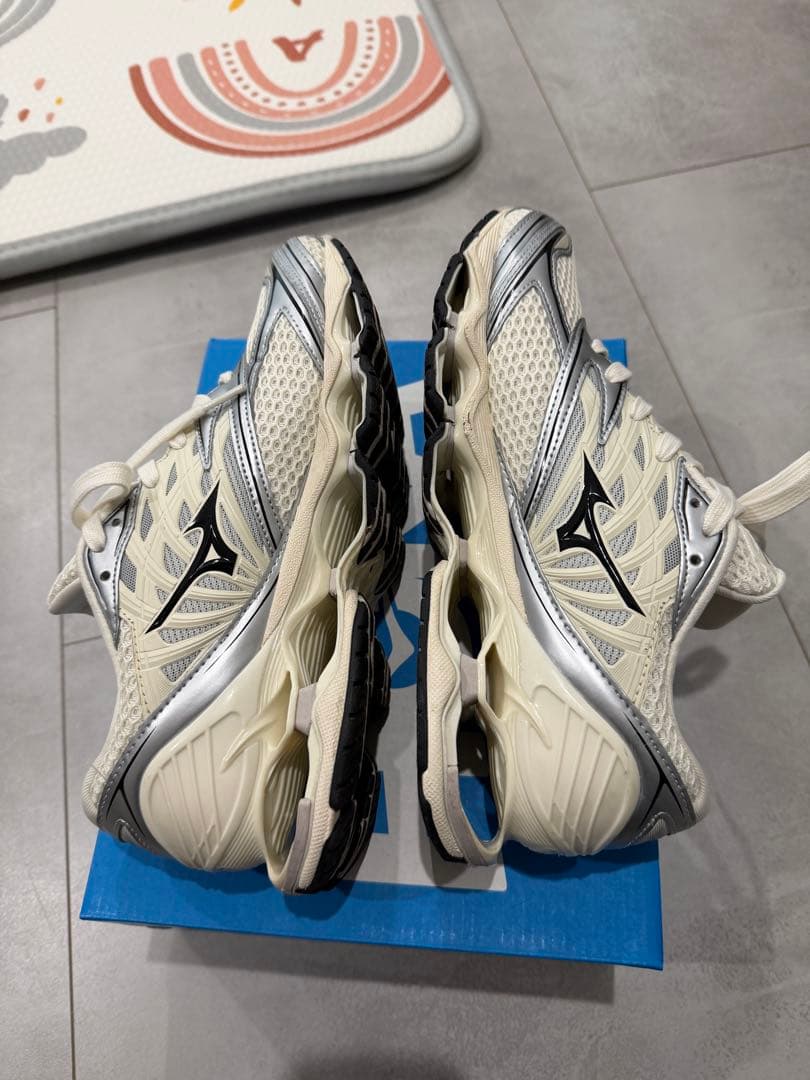 MIZUNO WAVE PROPHECY LS 26.5センチ