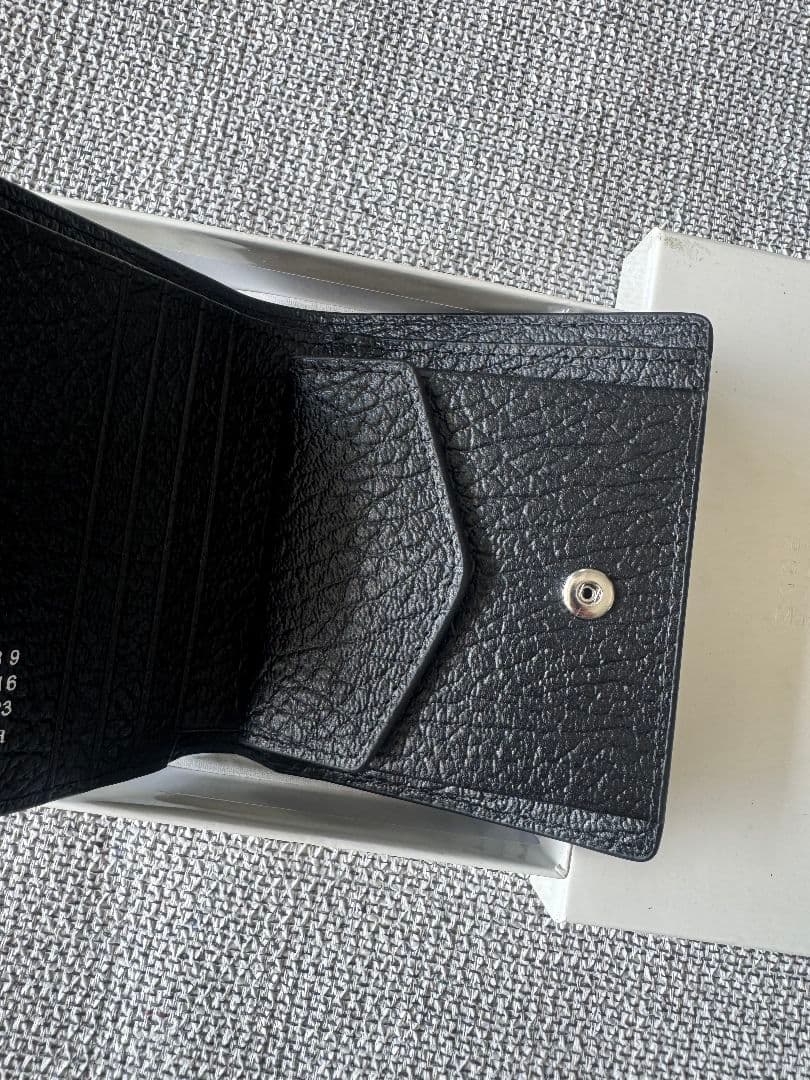 Maison Margiela ブラック二つ折り財布
